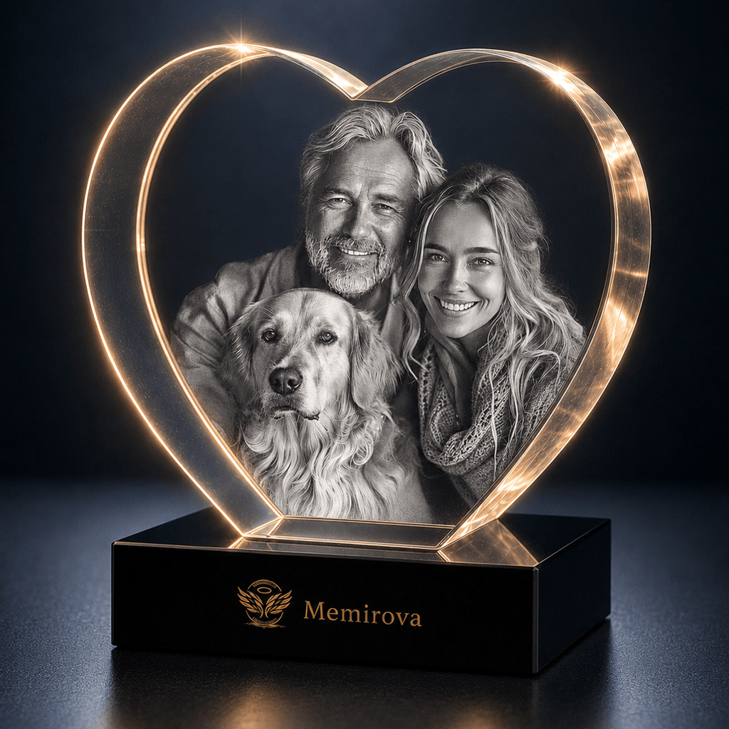 Memirova warm-lit heart crystal with couple and beloved dog