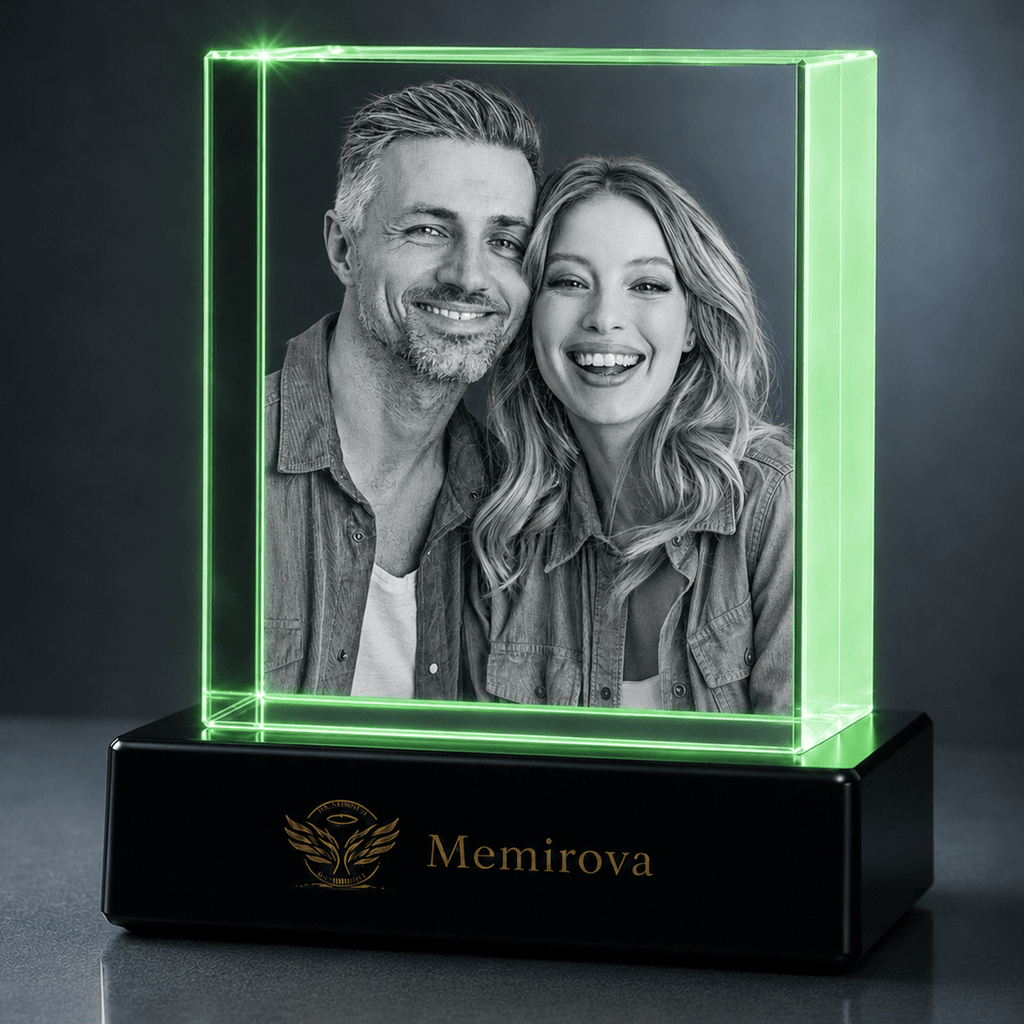 Memirova green-lit square personalized crystal with happy couple